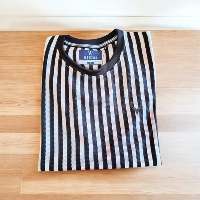 Black T-shirt With White Strip