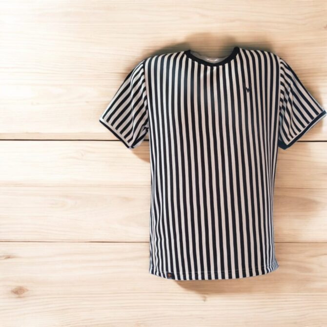 Black T-shirt With White Strip